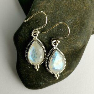 Moonstone dangle drop earrings In Sterling Silver